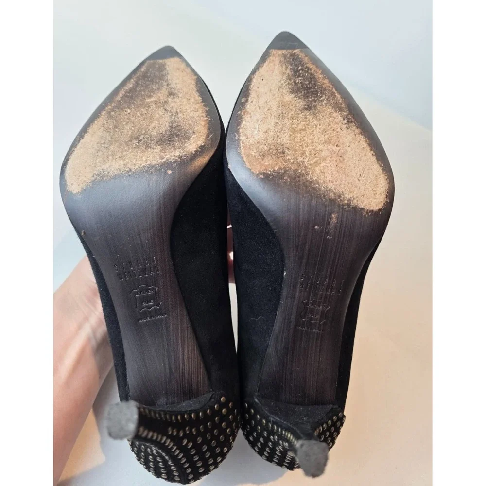 Stuart Weitzman this item